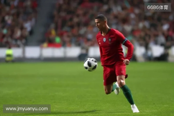 亚特兰大联官方：马蒂诺重掌球队教鞭，双方签约至2027年