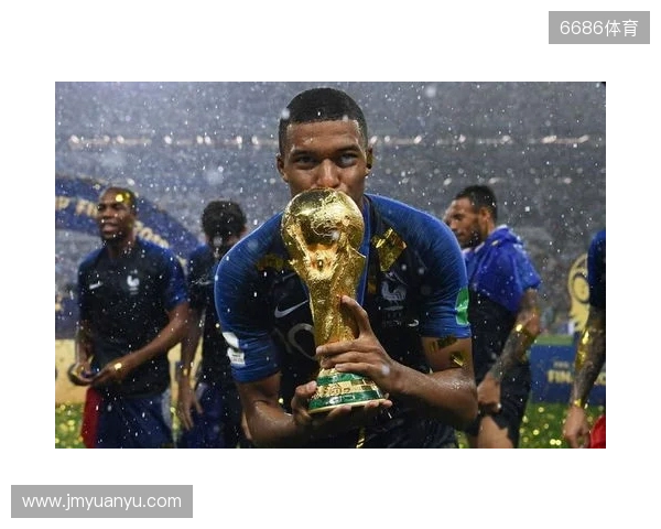 懂球帝2025年10月足坛MVP:姆巴佩蝉联! 懂球帝2025年10月足坛MVP:姆巴佩蝉联!